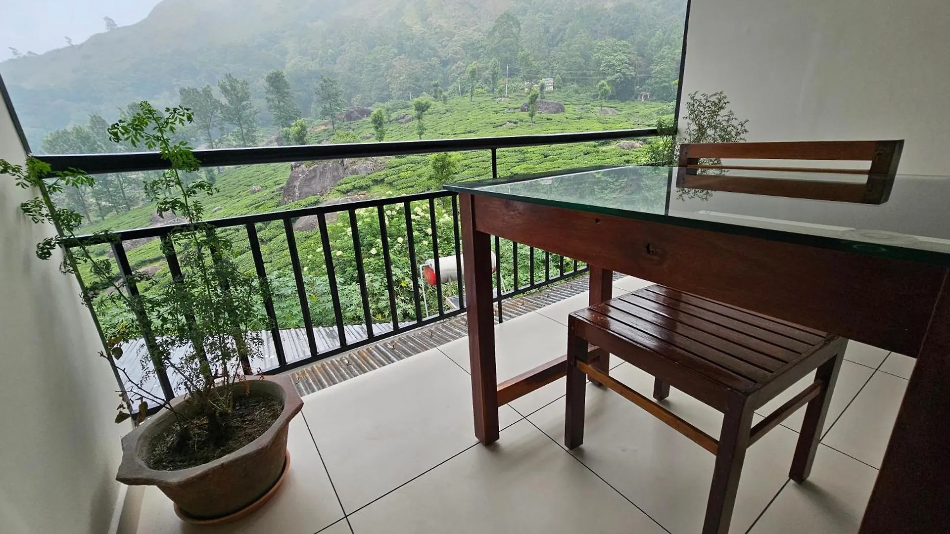 Tea Dale - All Rooms With Tea Estate View Munnar 0*,